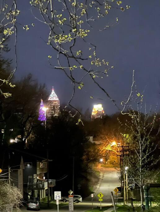 Trendy In Tremont, Cle Apartment Cleveland Ngoại thất bức ảnh