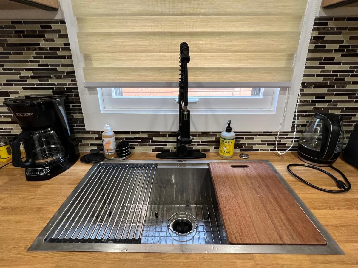 Trendy In Tremont, Cle Apartment Cleveland Ngoại thất bức ảnh